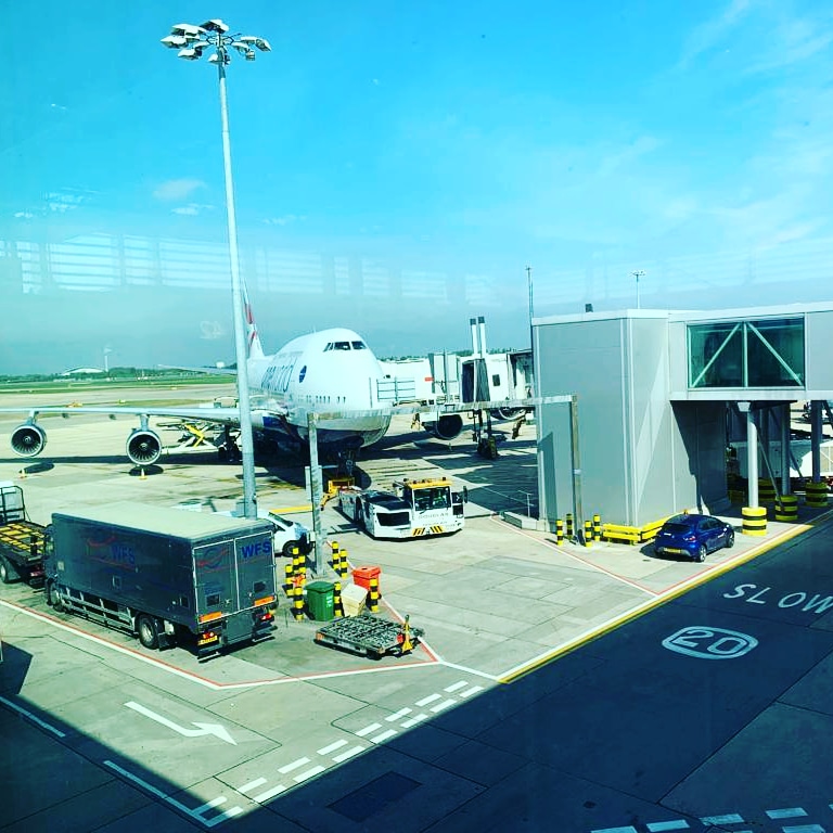 Moving To USA From UK - At the Airport in Heathrow to Miami